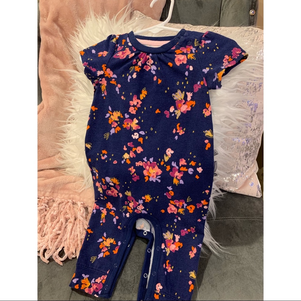 Floral Baby Jumpsuit w/ Ruffle Butt